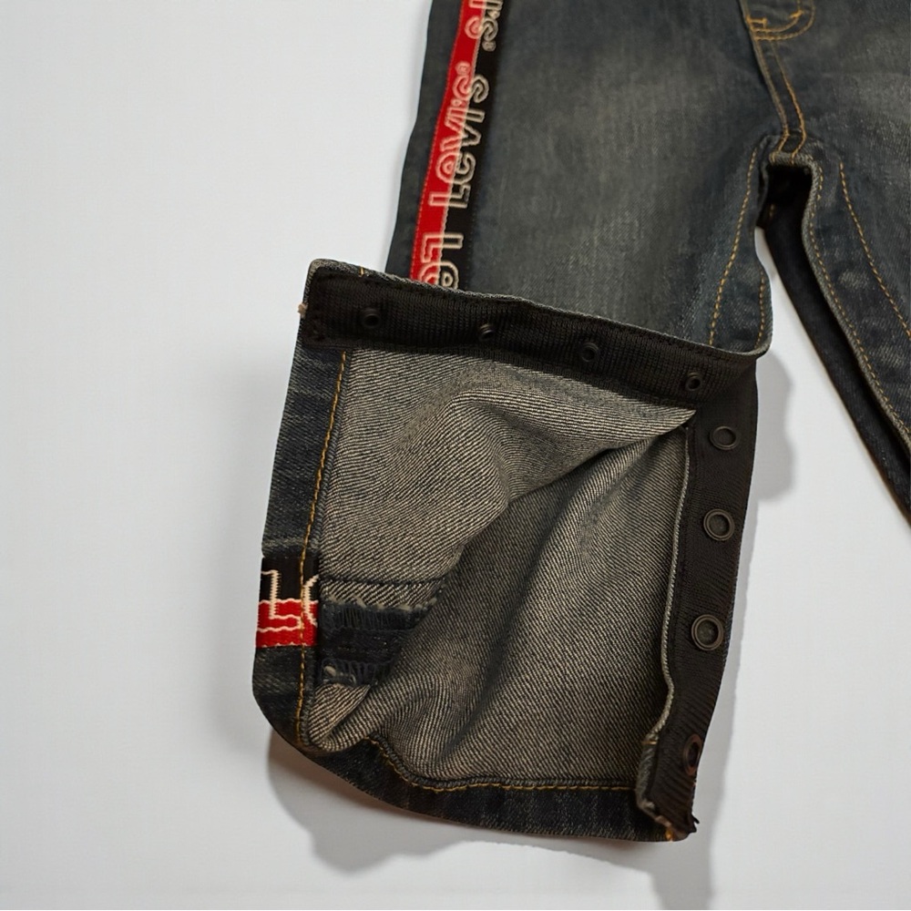 🚨3 for $15 LEVI's Baby Denim Overalls Size 9M Red Stripe Adjustable Straps Blue - Picture 5 of 6